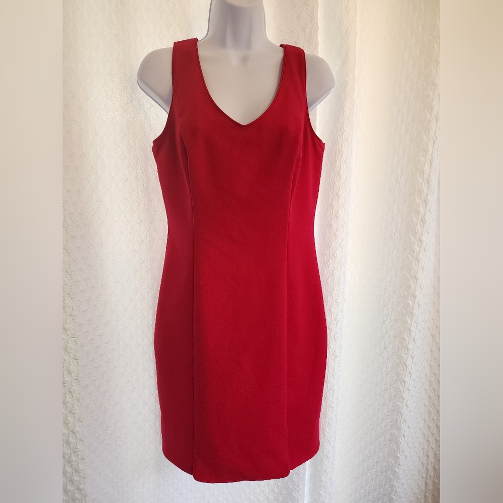 Fuchsia Black Market White House Sheath Dress. Size 6. NWT